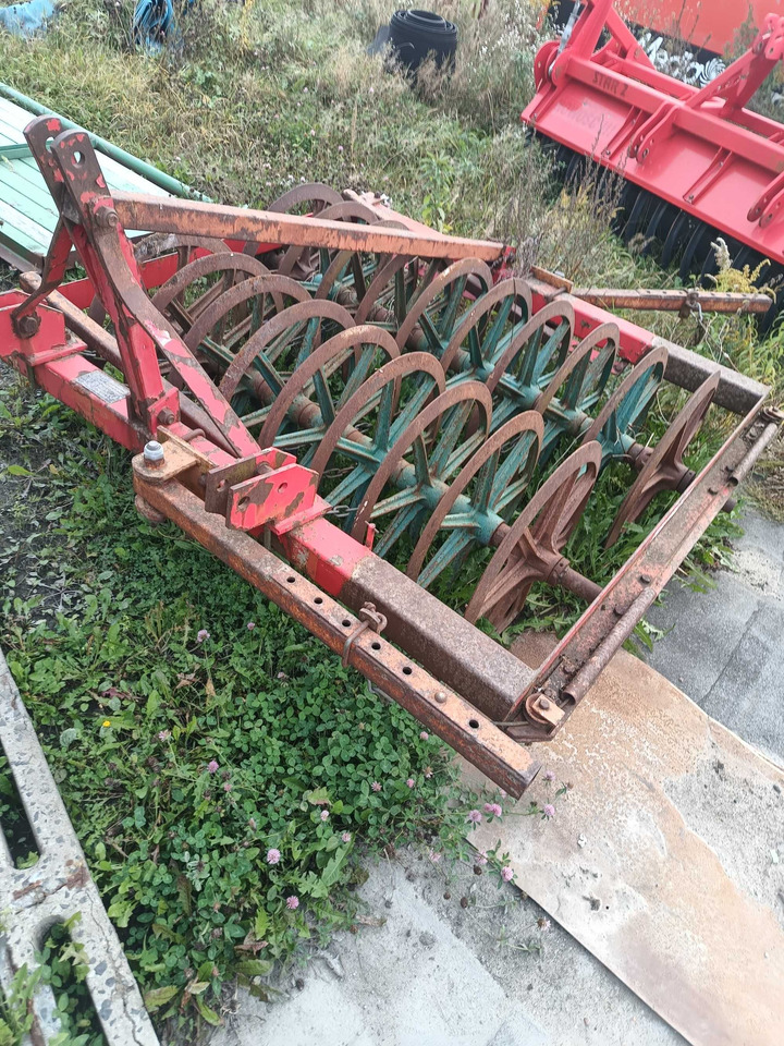 Pług 4 skibowy Frost - آليات: صورة 2 Pług 4 skibowy Frost - آليات: صورة 2