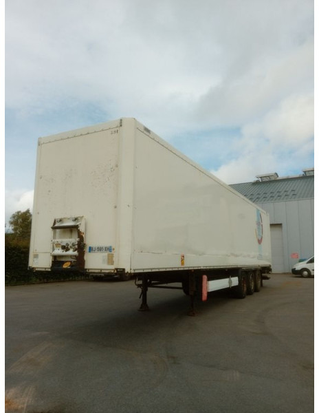 Krone closed box - نصف مقطورة صندوق مغلق: صورة 1 Krone closed box - نصف مقطورة صندوق مغلق: صورة 1