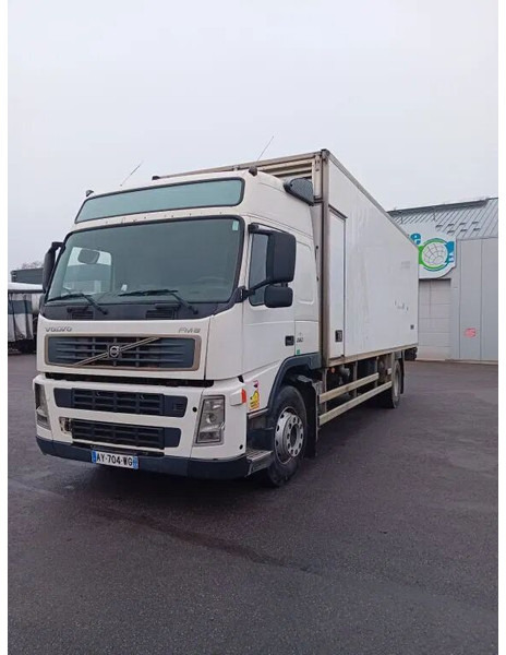 Volvo FM 260 - شاحنة الفريزر: صورة 1 Volvo FM 260 - شاحنة الفريزر: صورة 1