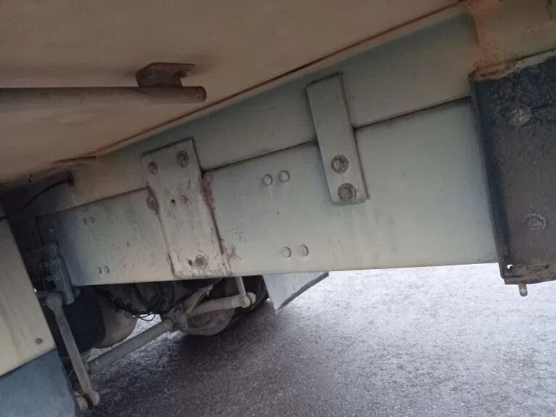 Volvo FM 260 - شاحنة الفريزر: صورة 4 Volvo FM 260 - شاحنة الفريزر: صورة 4