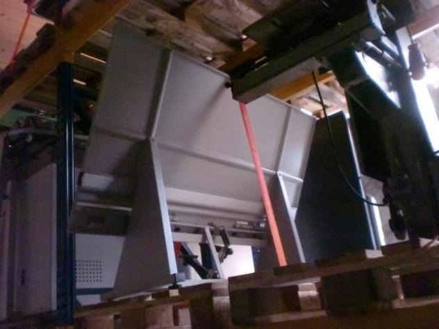 Hatchet/MAN Roland 780-425 printing plate punching machine - آلات الطباعة: صورة 2 Hatchet/MAN Roland 780-425 printing plate punching machine - آلات الطباعة: صورة 2