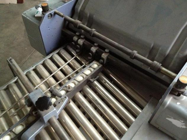 Heidelberg steel 2nd station T 50/4 buckle plate folding unit - آلة الطي: صورة 3 Heidelberg steel 2nd station T 50/4 buckle plate folding unit - آلة الطي: صورة 3