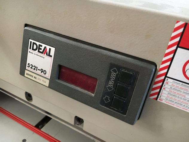 Jug & Priest Ideal 5221-90 cutting machine - آلة قطع الورق: صورة 2 Jug & Priest Ideal 5221-90 cutting machine - آلة قطع الورق: صورة 2