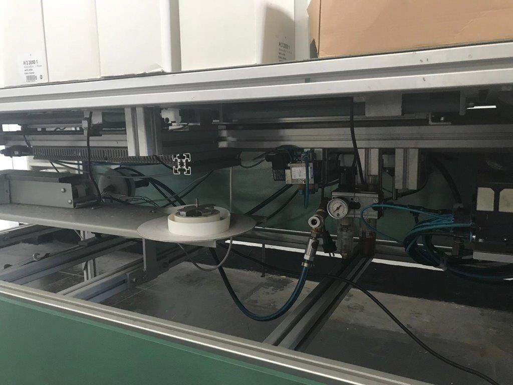 Matador Pneumatic 600 automatic rebating machine - آلة تجليد: صورة 3 Matador Pneumatic 600 automatic rebating machine - آلة تجليد: صورة 3