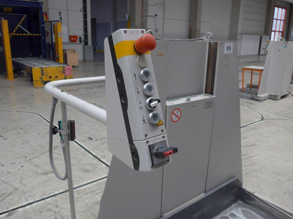 Polar LW 1200-6 stack lift - معدات المستودعات: صورة 3 Polar LW 1200-6 stack lift - معدات المستودعات: صورة 3