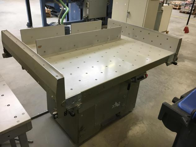 Polar Mohr RB-7 large format automatic jogger - آلات الطباعة: صورة 2 Polar Mohr RB-7 large format automatic jogger - آلات الطباعة: صورة 2