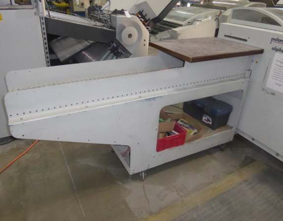 Stacking display Palamides alpha 500 - آلة الطي: صورة 5 Stacking display Palamides alpha 500 - آلة الطي: صورة 5