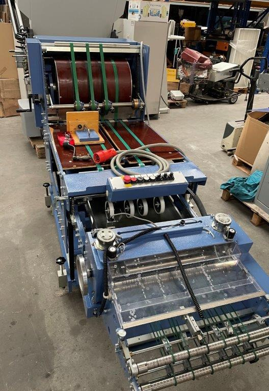 Vertical sheet press delivery MBO SBAP 46 ME - آلة الطي: صورة 1 Vertical sheet press delivery MBO SBAP 46 ME - آلة الطي: صورة 1