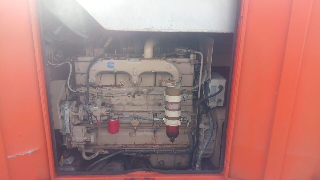 Aggreko Cummins 330 kVa - مجموعة المولدات: صورة 2 Aggreko Cummins 330 kVa - مجموعة المولدات: صورة 2