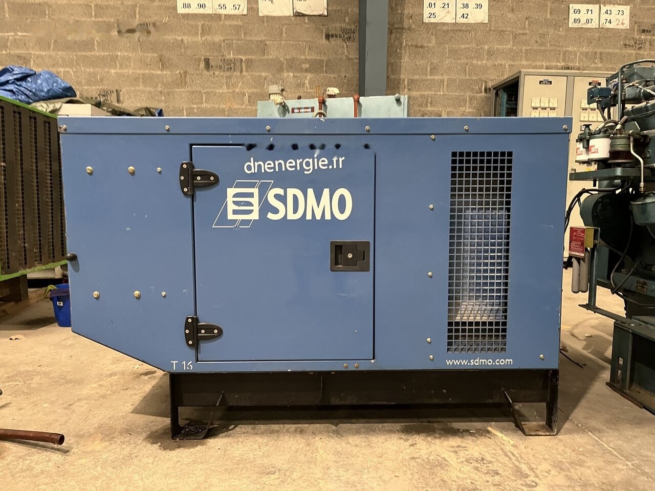 SDMO 16 kVa Mitsubishi diesel - مجموعة المولدات: صورة 1 SDMO 16 kVa Mitsubishi diesel - مجموعة المولدات: صورة 1