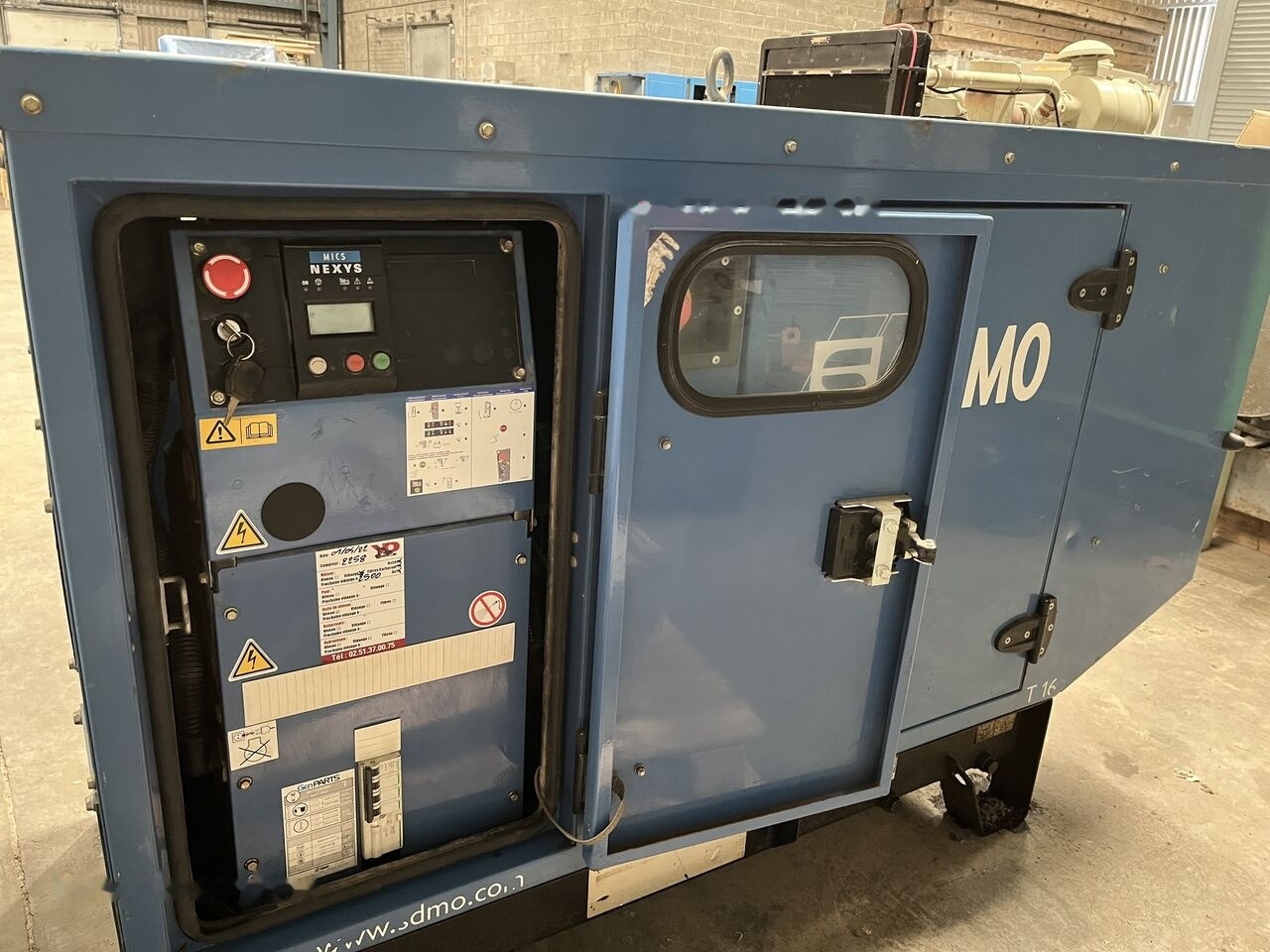 SDMO 16 kVa Mitsubishi diesel - مجموعة المولدات: صورة 4 SDMO 16 kVa Mitsubishi diesel - مجموعة المولدات: صورة 4