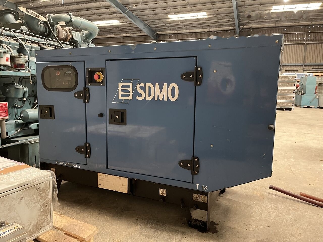 SDMO 16 kVa Mitsubishi diesel - مجموعة المولدات: صورة 3 SDMO 16 kVa Mitsubishi diesel - مجموعة المولدات: صورة 3