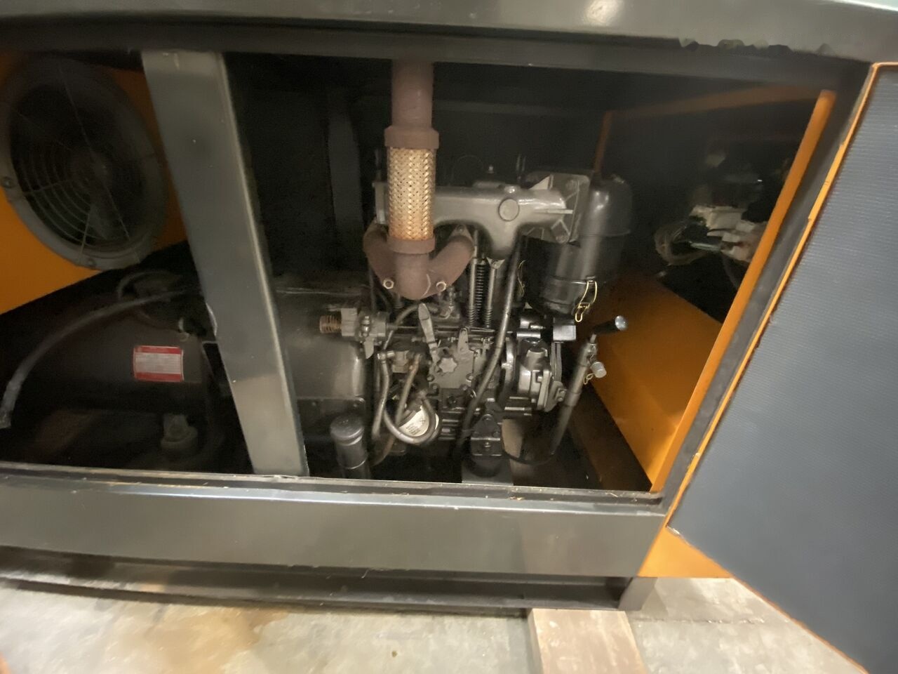 SDMO 20 kVa - مجموعة المولدات: صورة 3 SDMO 20 kVa - مجموعة المولدات: صورة 3