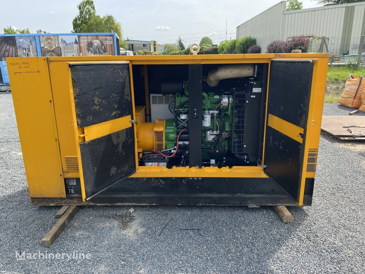 SDMO 80 kVa John Deere - مجموعة المولدات: صورة 3 SDMO 80 kVa John Deere - مجموعة المولدات: صورة 3