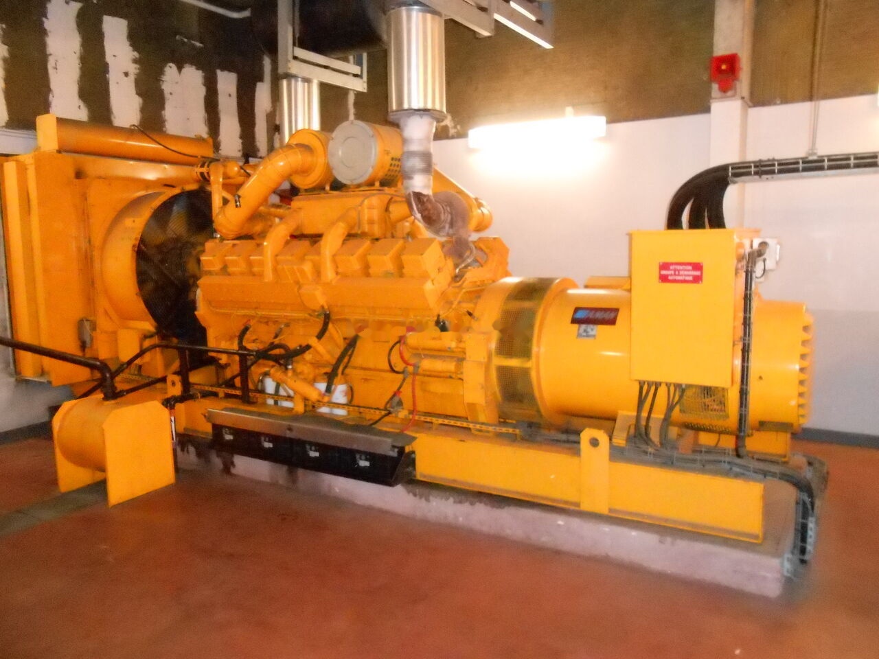 SDMO Cummins 1000 kVa KTA50-G1 - مجموعة المولدات: صورة 1 SDMO Cummins 1000 kVa KTA50-G1 - مجموعة المولدات: صورة 1