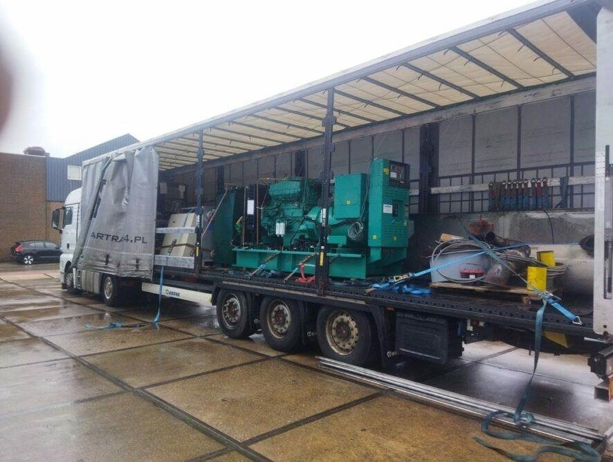 Cummins Generator Cummins C440 D5 - مجموعة المولدات: صورة 3 Cummins Generator Cummins C440 D5 - مجموعة المولدات: صورة 3