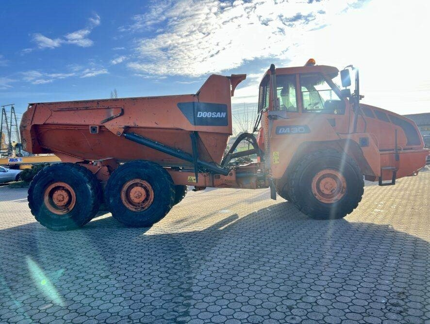 Doosan DA30 - شاحنة قلاب مفصلية: صورة 5 Doosan DA30 - شاحنة قلاب مفصلية: صورة 5