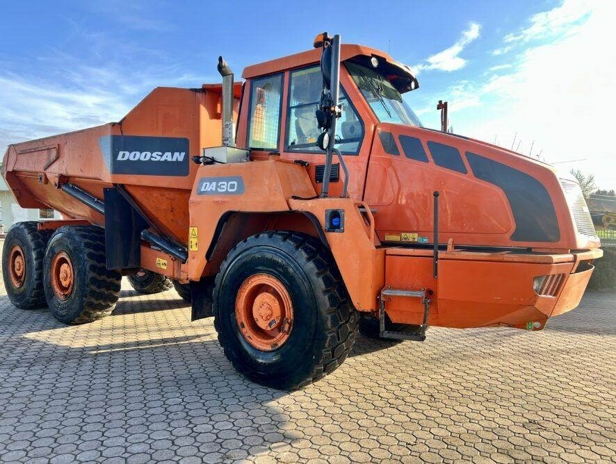 Doosan DA30 - شاحنة قلاب مفصلية: صورة 4 Doosan DA30 - شاحنة قلاب مفصلية: صورة 4