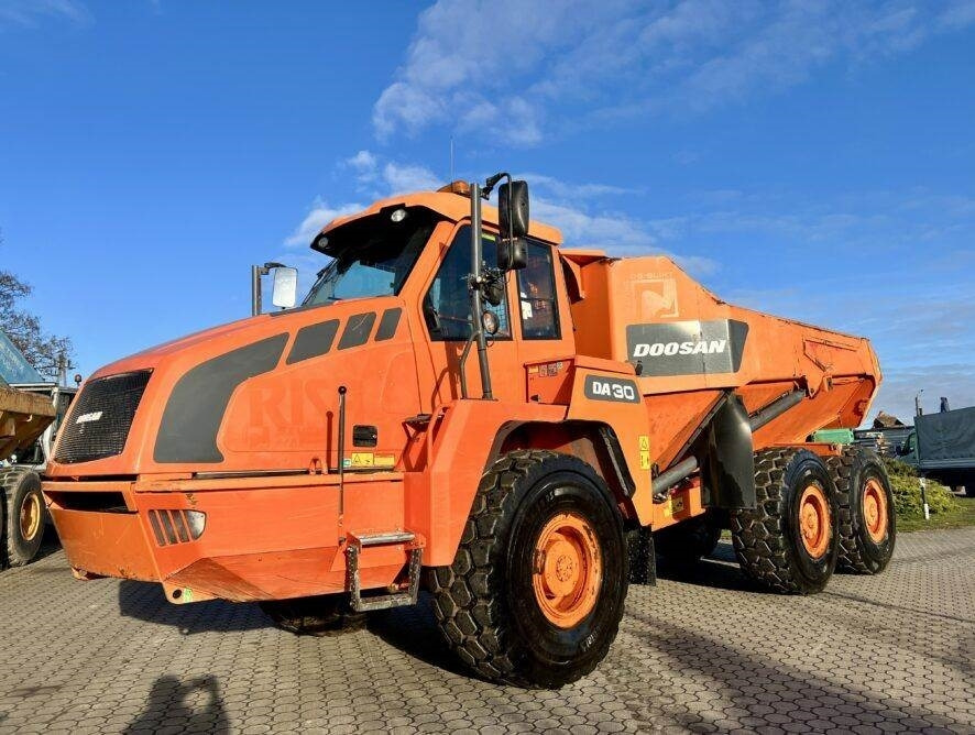 Doosan DA30 - شاحنة قلاب مفصلية: صورة 2 Doosan DA30 - شاحنة قلاب مفصلية: صورة 2