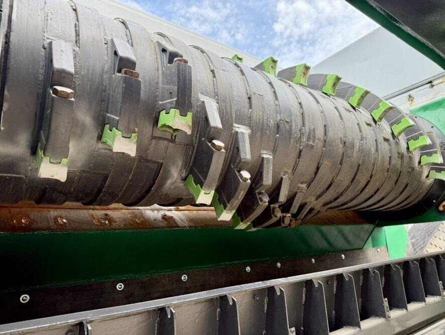 Komptech Terminator 5000S Hook - آلة تمزيق صناعية: صورة 2 Komptech Terminator 5000S Hook - آلة تمزيق صناعية: صورة 2