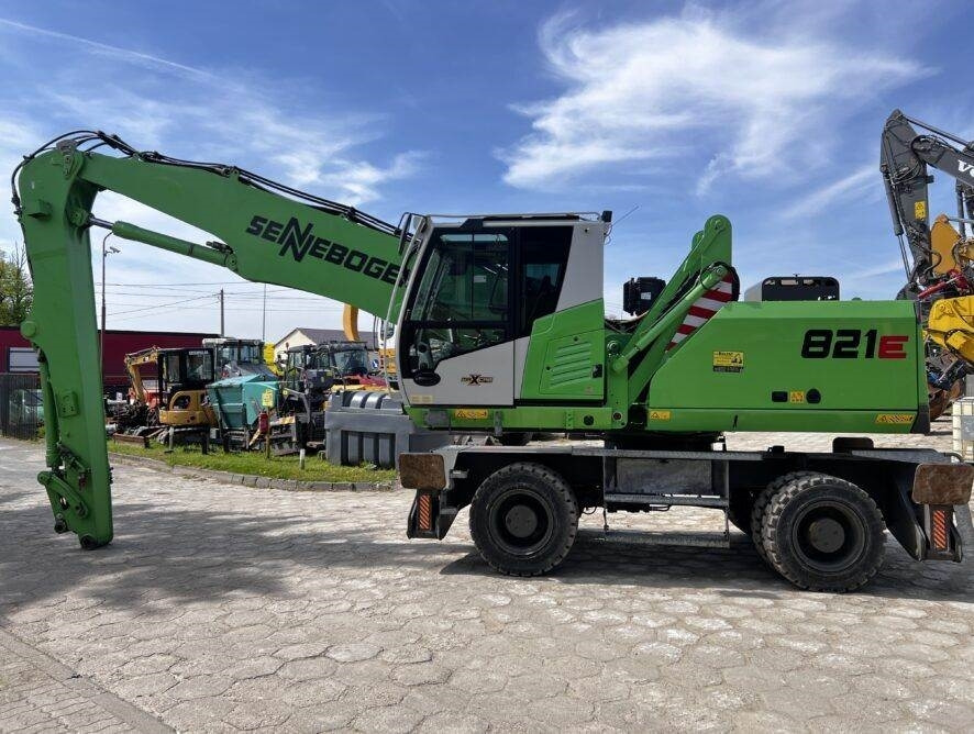 Sennebogen 821 K10 ULM - معالج النفايات: صورة 1 Sennebogen 821 K10 ULM - معالج النفايات: صورة 1