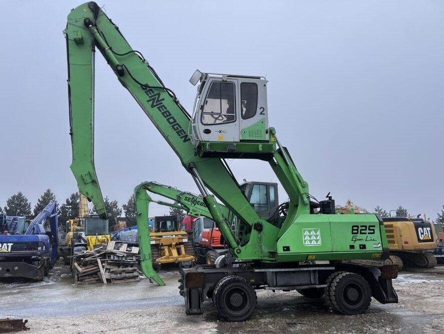 Sennebogen 825  - معالج النفايات: صورة 1 Sennebogen 825  - معالج النفايات: صورة 1