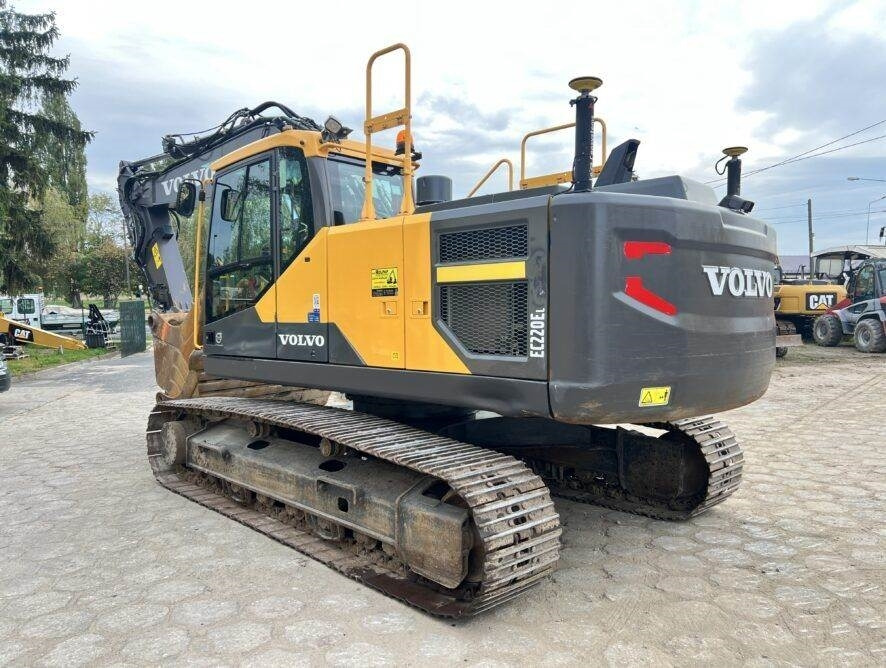 Volvo EC220EL ROTOTILT + LEICA 3D GPS 2xbucket - حفار زحاف: صورة 2 Volvo EC220EL ROTOTILT + LEICA 3D GPS 2xbucket - حفار زحاف: صورة 2