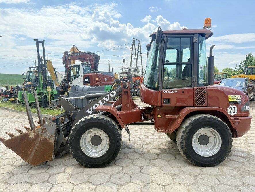 Volvo L30B Pro - اللودر بعجل: صورة 3 Volvo L30B Pro - اللودر بعجل: صورة 3