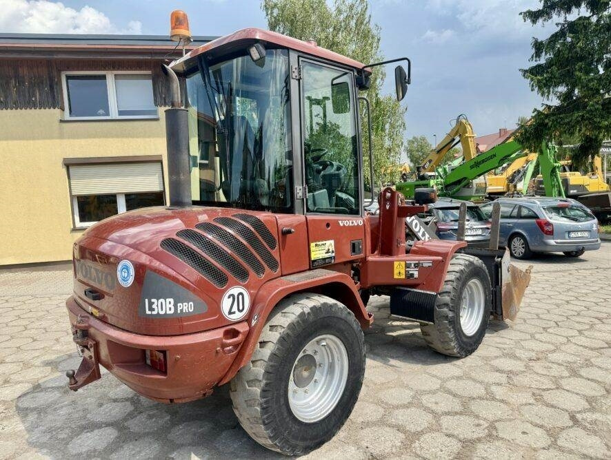 Volvo L30B Pro - اللودر بعجل: صورة 1 Volvo L30B Pro - اللودر بعجل: صورة 1