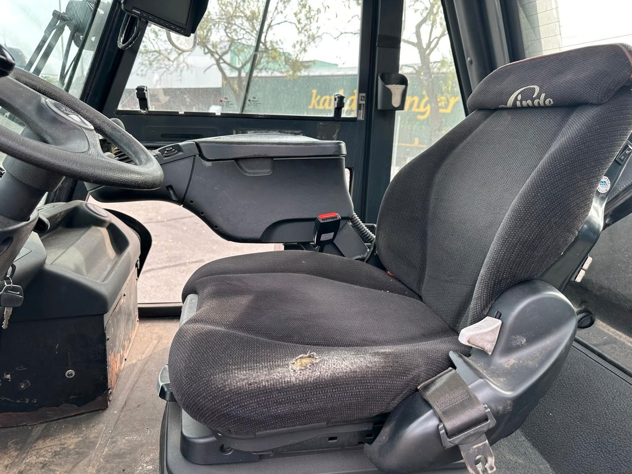 Linde H80D -03/900 Klima/Rückfahrkamera Linde H80D -03/900 Klima/Rückfahrkamera - رافعة شوكية ديزل: صورة 5 Linde H80D -03/900 Klima/Rückfahrkamera Linde H80D -03/900 Klima/Rückfahrkamera - رافعة شوكية ديزل: صورة 5