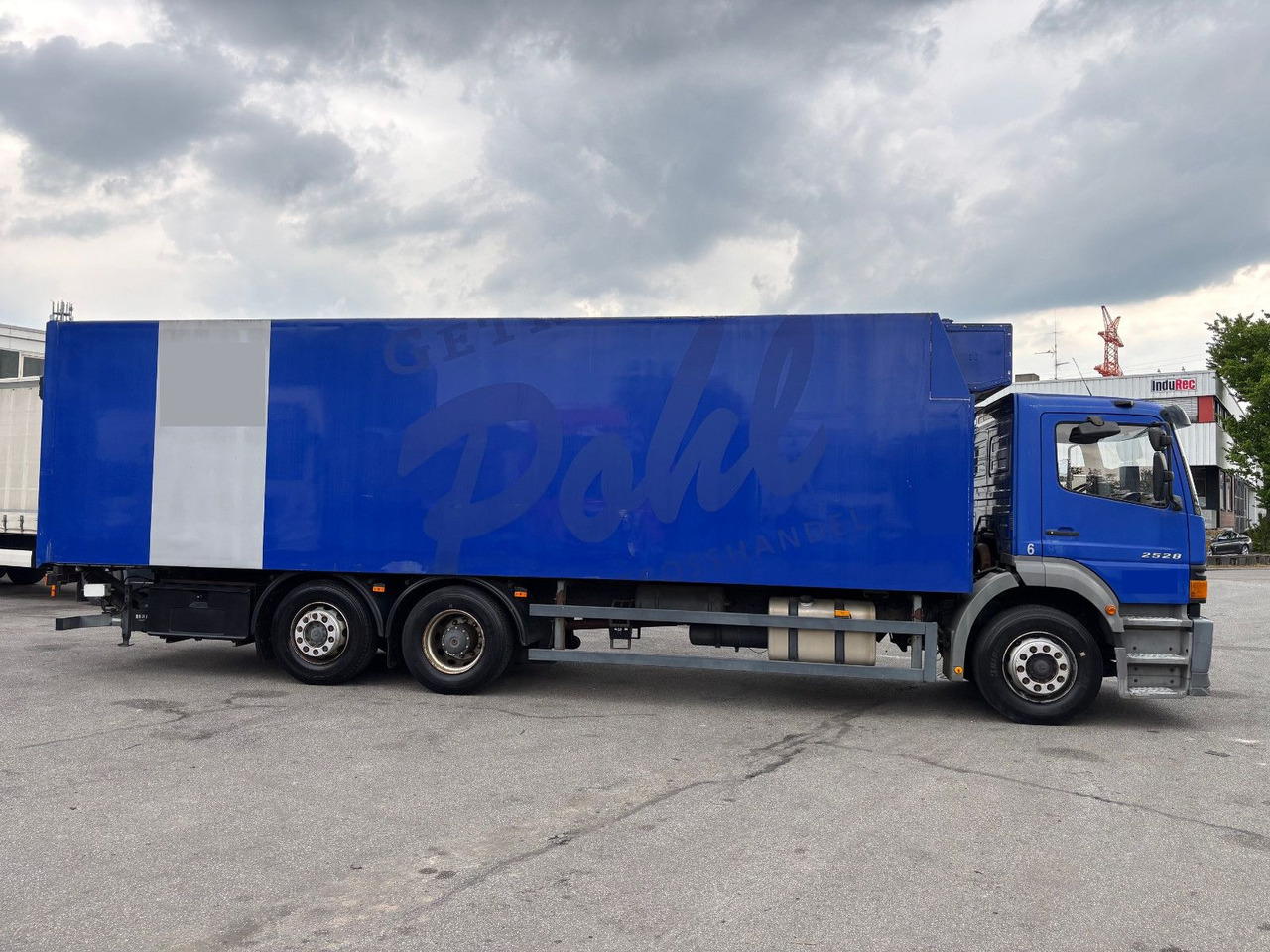 Mercedes-Benz 2528 L LBW/Klima/Frigoblock - شاحنة الفريزر: صورة 4 Mercedes-Benz 2528 L LBW/Klima/Frigoblock - شاحنة الفريزر: صورة 4