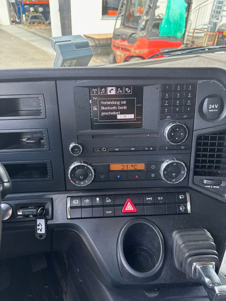 وحدة جر Mercedes-Benz Actros 1840 Kein 1842 1845 Retarder Blatt-Luft: صورة 14 وحدة جر Mercedes-Benz Actros 1840 Kein 1842 1845 Retarder Blatt-Luft: صورة 14