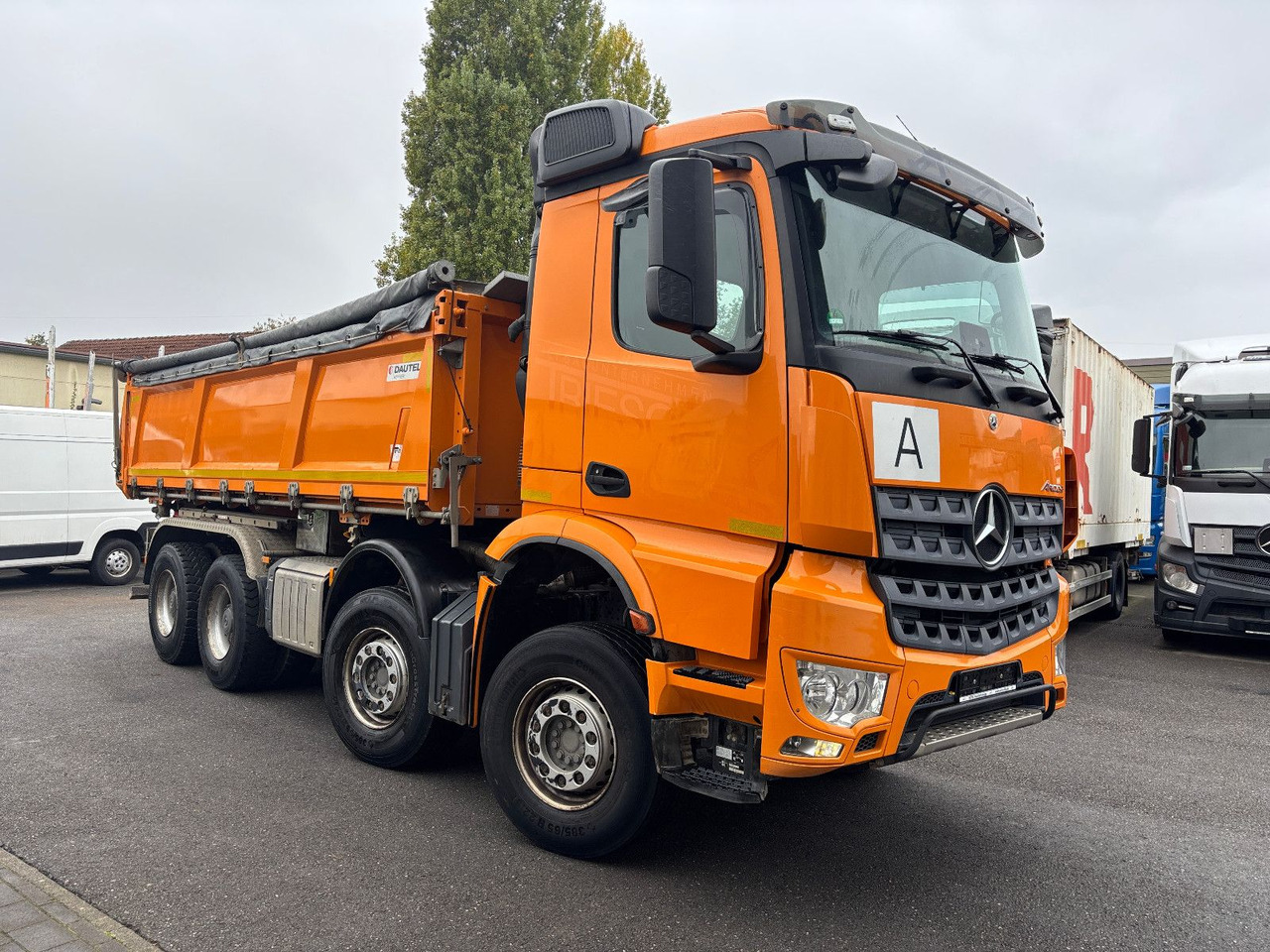 Mercedes-Benz Arocs 3248 8x4 MP5 Bordmatik/Klima/Plane - شاحنة قلاب: صورة 1 Mercedes-Benz Arocs 3248 8x4 MP5 Bordmatik/Klima/Plane - شاحنة قلاب: صورة 1