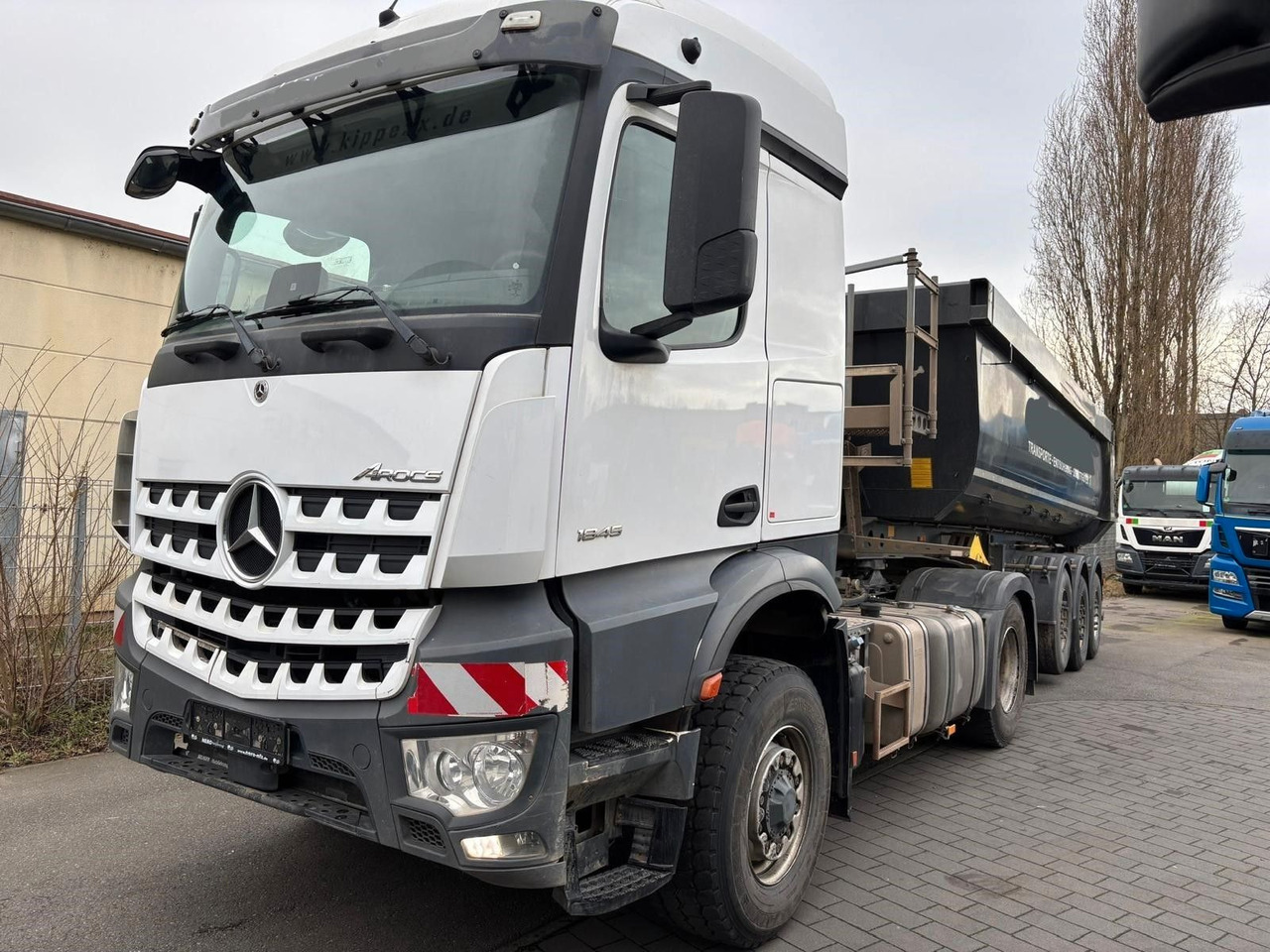Mercedes-Benz MP V 1845 4x4/Retarder/Kipphydraulik - وحدة جر: صورة 2 Mercedes-Benz MP V 1845 4x4/Retarder/Kipphydraulik - وحدة جر: صورة 2