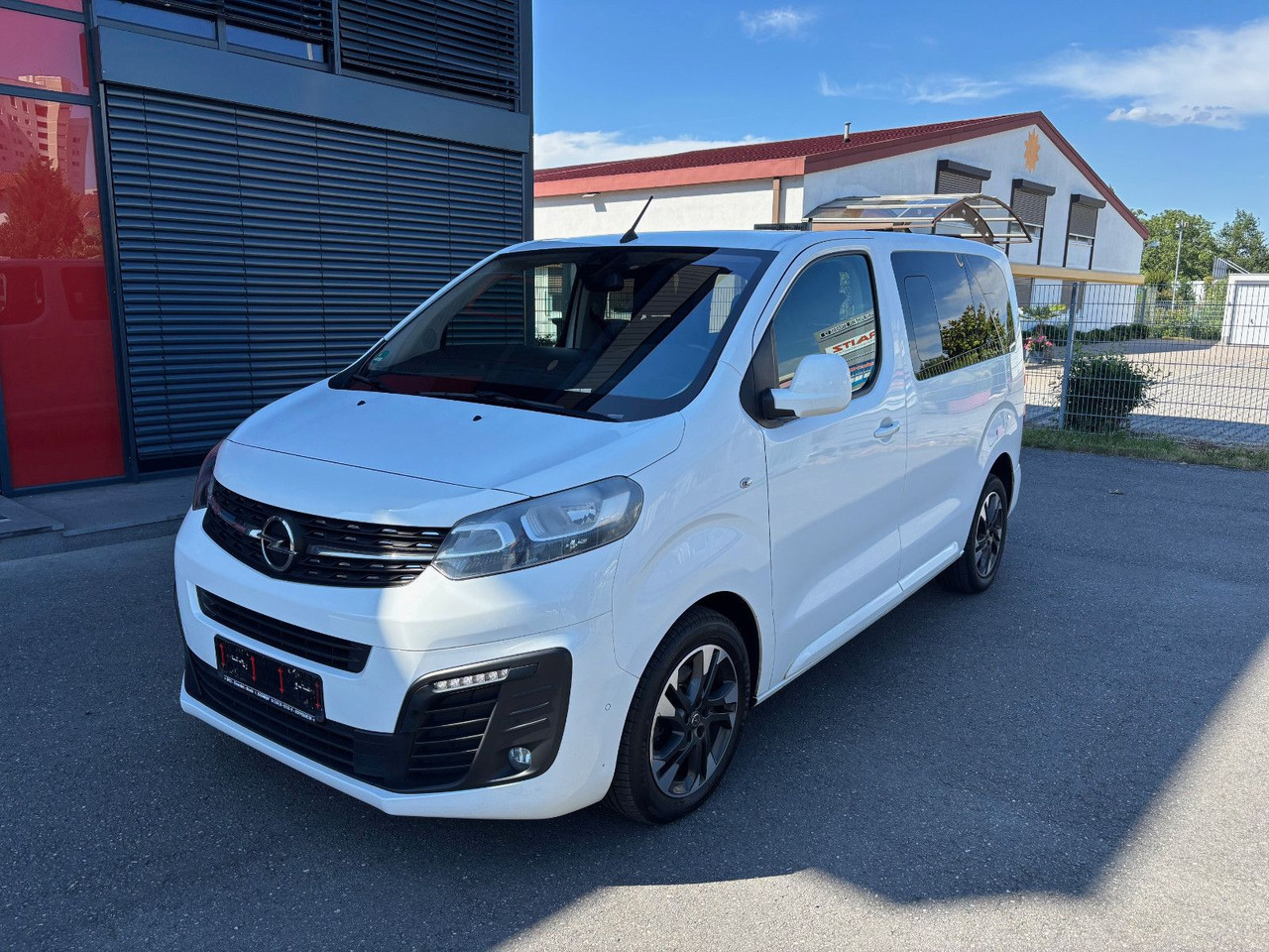 Opel Zafira Life Edition S/HU neu - ميكروباص: صورة 1 Opel Zafira Life Edition S/HU neu - ميكروباص: صورة 1