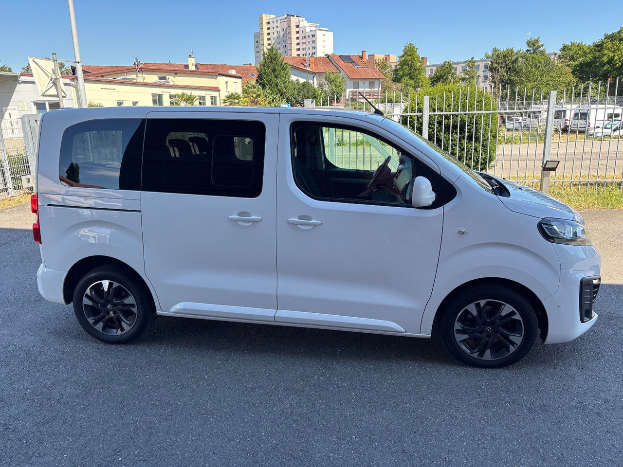 Opel Zafira Life Edition S/HU neu - ميكروباص: صورة 4 Opel Zafira Life Edition S/HU neu - ميكروباص: صورة 4
