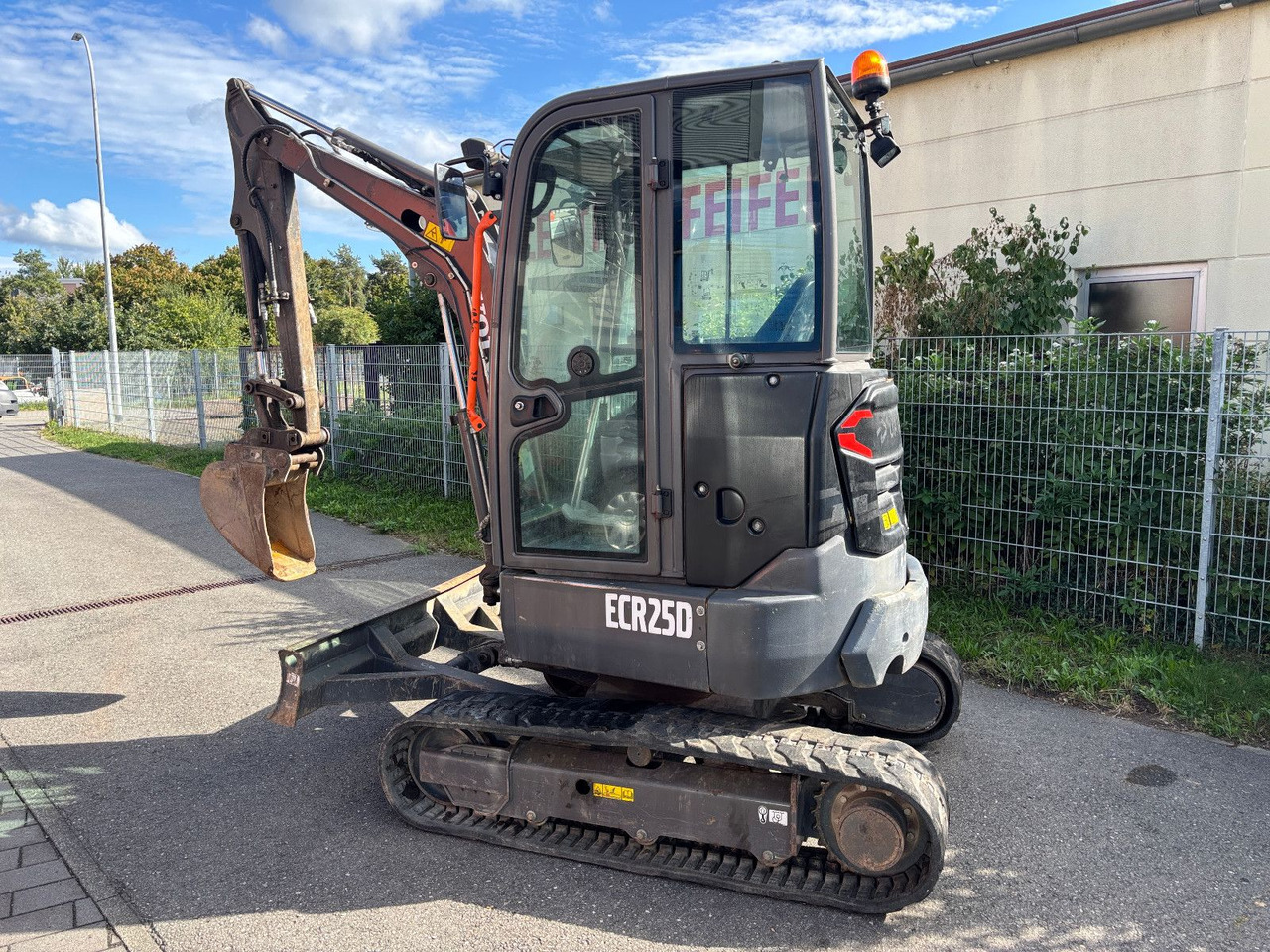 Volvo ECR 25 D - حفارة مُصَّغرة: صورة 4 Volvo ECR 25 D - حفارة مُصَّغرة: صورة 4