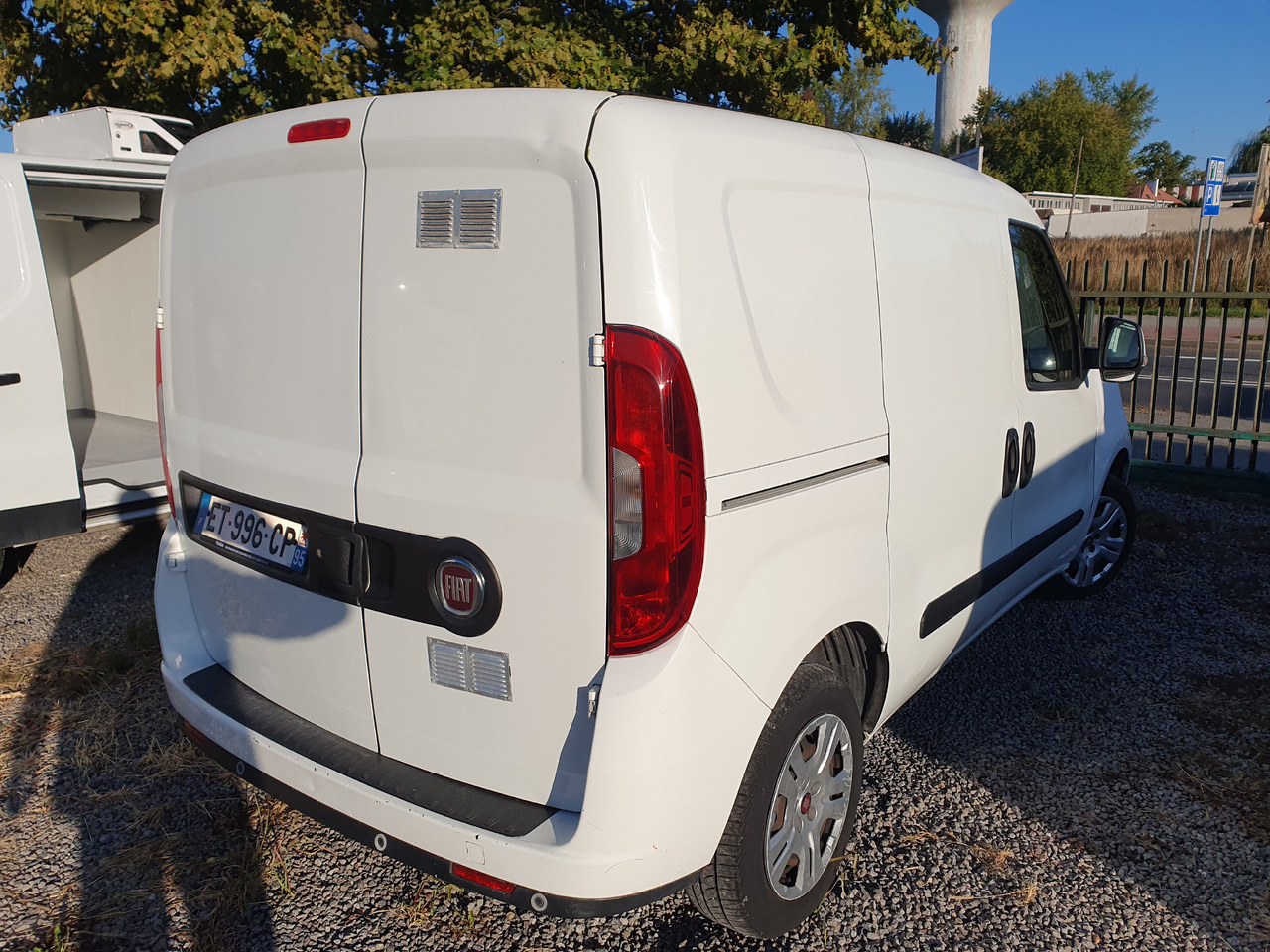 FIAT DOBLO CHLODNIA THERMOKING KLIMA EURO6 - شاحنة مُبرّدة للتوصيل: صورة 5 FIAT DOBLO CHLODNIA THERMOKING KLIMA EURO6 - شاحنة مُبرّدة للتوصيل: صورة 5