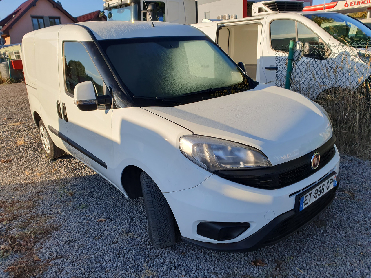 FIAT DOBLO CHLODNIA THERMOKING KLIMA EURO6 - شاحنة مُبرّدة للتوصيل: صورة 2 FIAT DOBLO CHLODNIA THERMOKING KLIMA EURO6 - شاحنة مُبرّدة للتوصيل: صورة 2