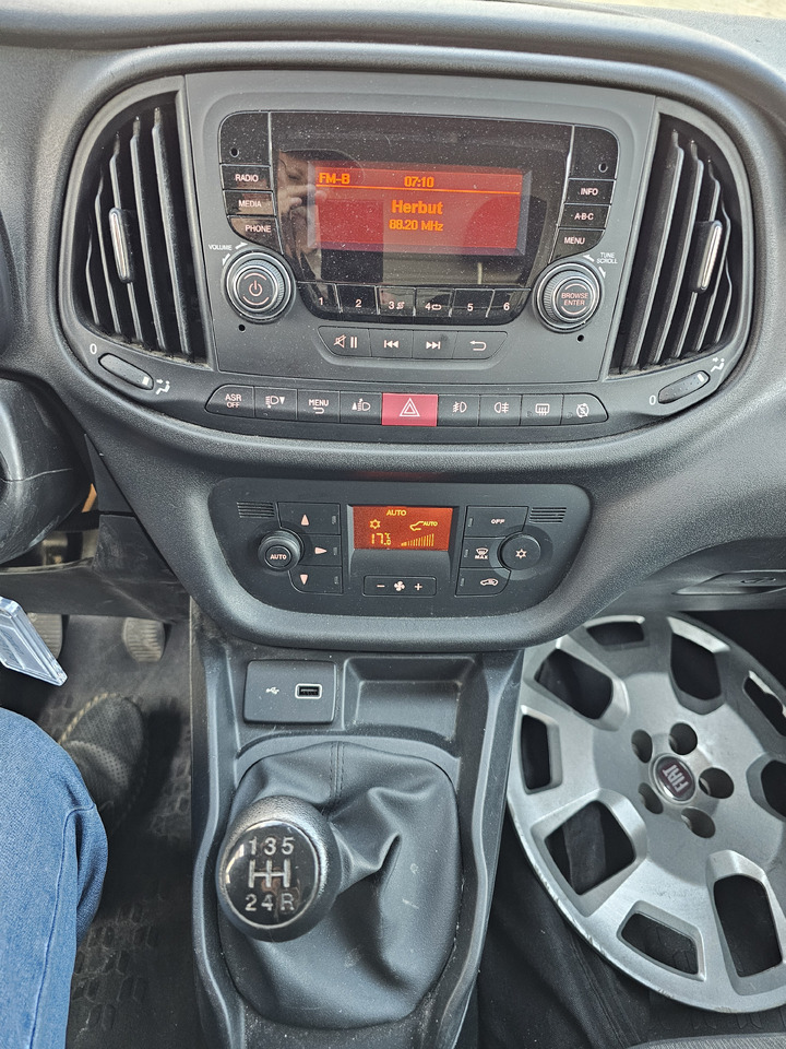 FIAT DOBLO LONG CHLODNIA carrier+230v KLIMA EURO6 - شاحنة مُبرّدة للتوصيل: صورة 5 FIAT DOBLO LONG CHLODNIA carrier+230v KLIMA EURO6 - شاحنة مُبرّدة للتوصيل: صورة 5