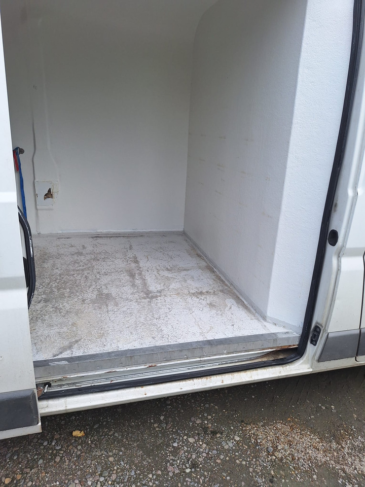 FIAT DUCATO L2H2 CHLODNIA CARRIER KLIMA EURO5 - شاحنة مُبرّدة للتوصيل: صورة 2 FIAT DUCATO L2H2 CHLODNIA CARRIER KLIMA EURO5 - شاحنة مُبرّدة للتوصيل: صورة 2