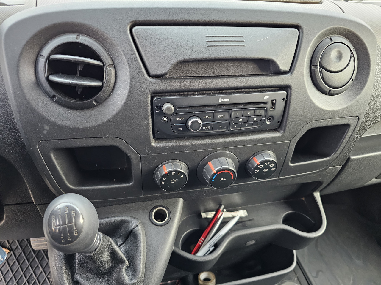 RENAULT MASTER 2.3 L3H2 CHLODNIA CARRIER KLIMA EURO5 - شاحنة مُبرّدة للتوصيل: صورة 5 RENAULT MASTER 2.3 L3H2 CHLODNIA CARRIER KLIMA EURO5 - شاحنة مُبرّدة للتوصيل: صورة 5
