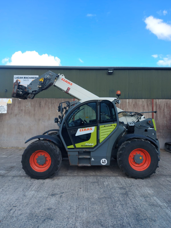 Claas Scorpion 7044 - آلات البناء: صورة 1 Claas Scorpion 7044 - آلات البناء: صورة 1