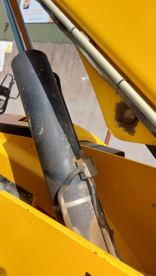 JCB 540-140 - رافعة تلسكوبية: صورة 4 JCB 540-140 - رافعة تلسكوبية: صورة 4