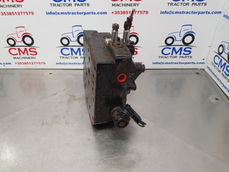 نقل الحركة Case 5140, 5120, 5130, 5150, Transmission Control Valve, Shuttle Valve 193887a2: صورة 9