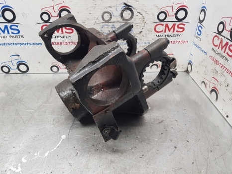Case 51xx, 52xx, 5140 Carraro Front Axle Differential Housing 18840; 125916 - صندوق التروس التفاضلية - جرار: صورة 3 Case 51xx, 52xx, 5140 Carraro Front Axle Differential Housing 18840; 125916 - صندوق التروس التفاضلية - جرار: صورة 3