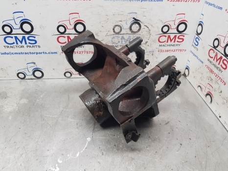 Case 51xx, 52xx, 5140 Carraro Front Axle Differential Housing 18840; 125916 - صندوق التروس التفاضلية - جرار: صورة 1 Case 51xx, 52xx, 5140 Carraro Front Axle Differential Housing 18840; 125916 - صندوق التروس التفاضلية - جرار: صورة 1