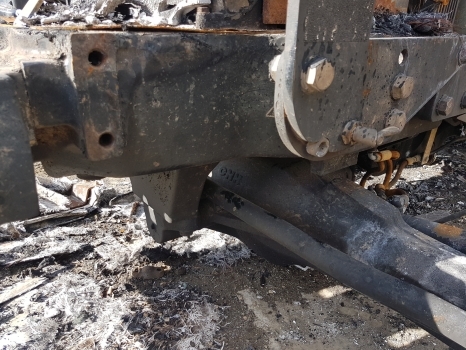 Case Maxxum 130, Puma 125, 115, 155 Steyr Profi Bolster, Axle Support 87716758 - المحور و قطع الغيار - جرار: صورة 1 Case Maxxum 130, Puma 125, 115, 155 Steyr Profi Bolster, Axle Support 87716758 - المحور و قطع الغيار - جرار: صورة 1