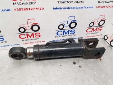 Case New Holland T7.200 Front Axle Suspension Cylinder 87316820, 87664861 - تعليق - جرار: صورة 1 Case New Holland T7.200 Front Axle Suspension Cylinder 87316820, 87664861 - تعليق - جرار: صورة 1