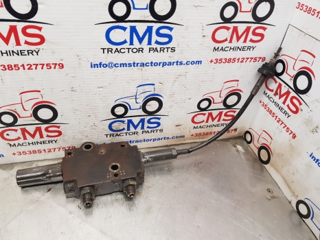 Claas Ares 500, 600 Rx, Rz, Rc Ser 656rc Hydraulic Auxiliary Valve 0011361170 - نظام الهيدروليك: صورة 1 Claas Ares 500, 600 Rx, Rz, Rc Ser 656rc Hydraulic Auxiliary Valve 0011361170 - نظام الهيدروليك: صورة 1